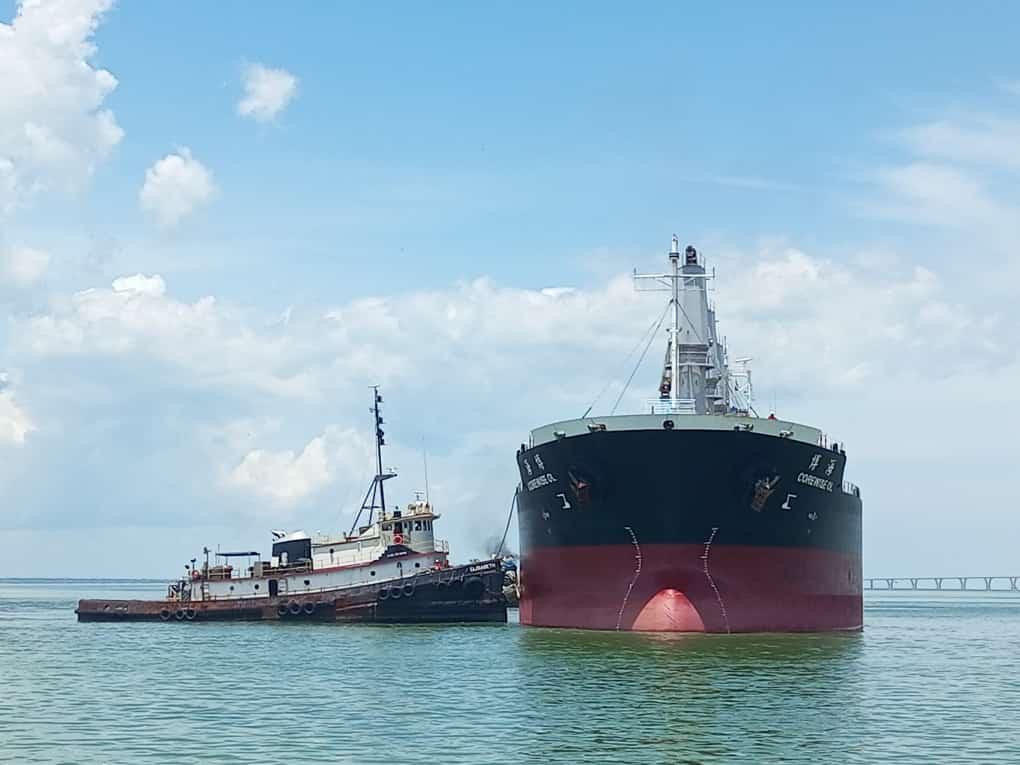 Tug & tanker operation